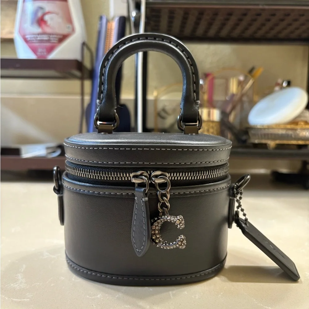 Coach mini trail - Picture 1 of 11
